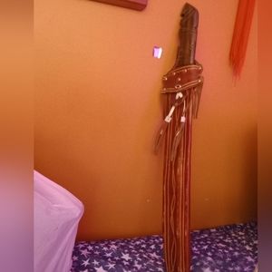 THIS IS A VINTAGE BUSQUESE LA HARTFORD MACHETE RARE FIND